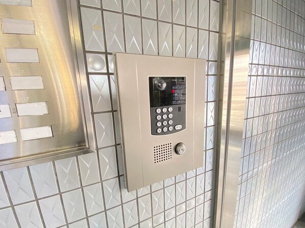 ﾗｲｵﾝｽﾞﾏﾝｼｮﾝ五条大宮第2（504）の物件外観写真